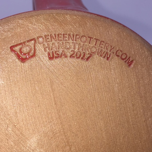 Canoe Fresh Food Marketplace Deneen Pottery 2017 Coffee or Tea Mug Red USA - Picture 5 of 9